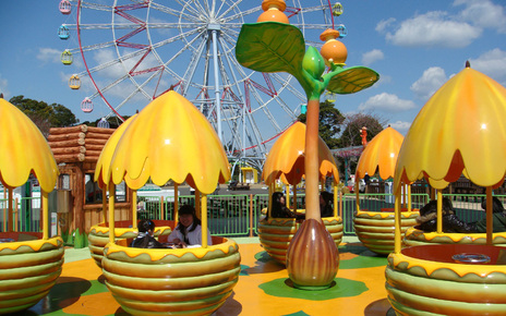 ティーカップ「どんぐりーの」