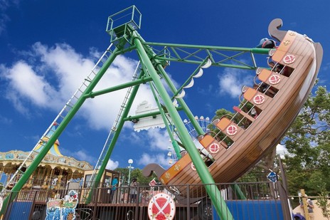 キャプテンパレオの海賊船